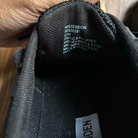 Steve Madden Possession sneakers! - Picture 3 of 5